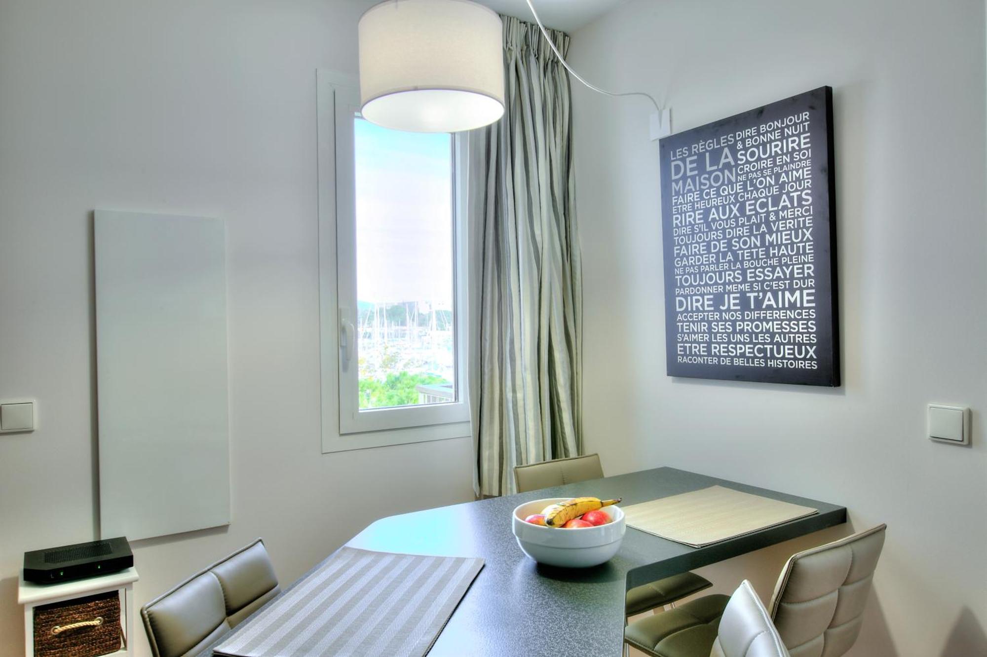 Penthouse Vue Mer Avec Rooftop,Jacuzzi,Et Parking Prive Antibes Luaran gambar